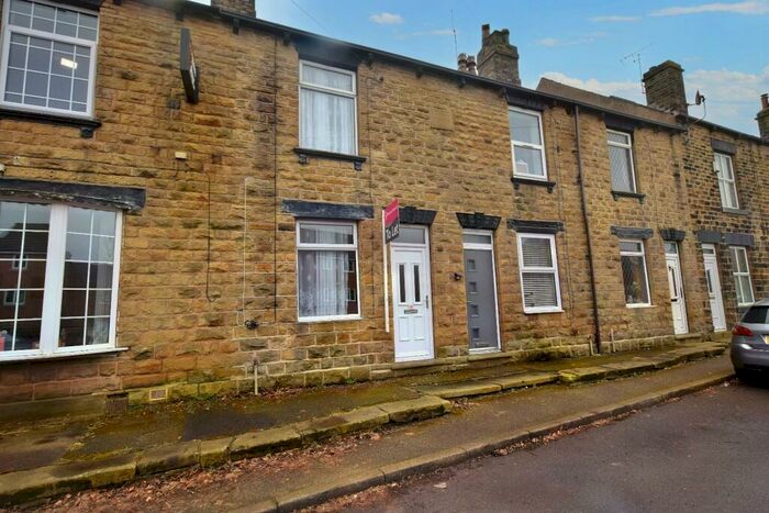 2 Bedroom Terraced House To Rent In Green Road, Penistone, S36