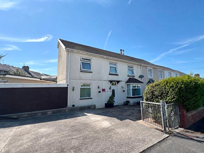 4 Bedroom Semi-Detached House For Sale In Uxilla Terrace, Bridgend, CF31