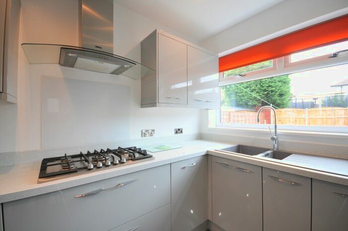 3 Bedroom Town House For Sale In Ashbourne Avenue, Cheadle, SK8