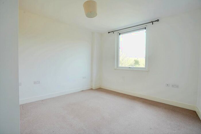 1 Bedroom Flat To Rent In Sandling Lane, Maidstone, ME14