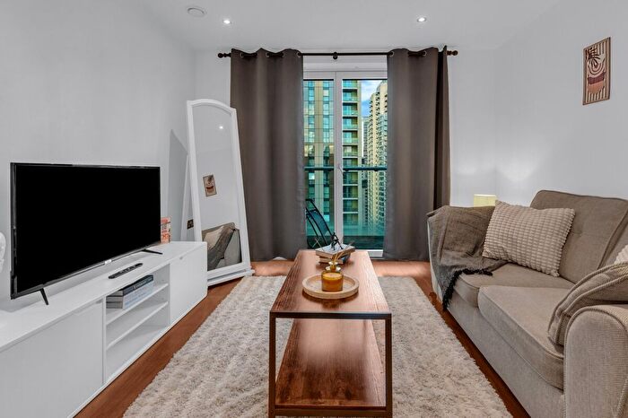 1 Bedroom Flat To Rent In Isle Of Dogs, E14