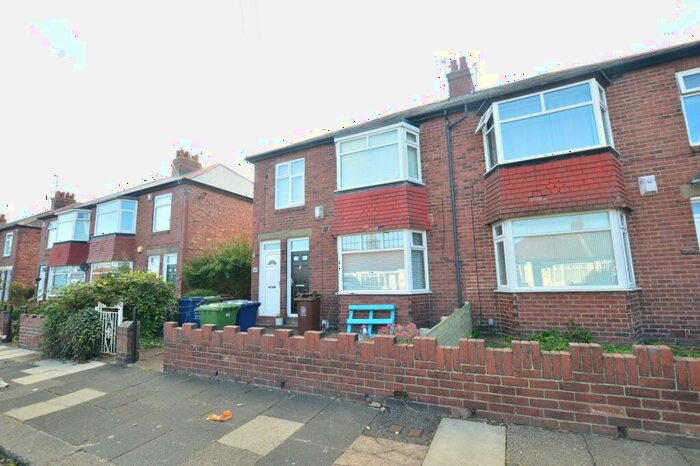 2 Bedroom Apartment To Rent In Addycombe Terrace, Newcastle Upon Tyne, NE6