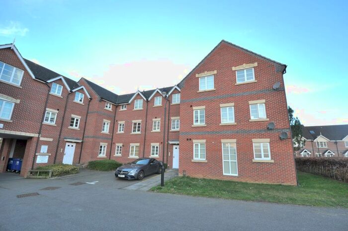 2 Bedroom Property To Rent In Grange Park, Northampton, NN4