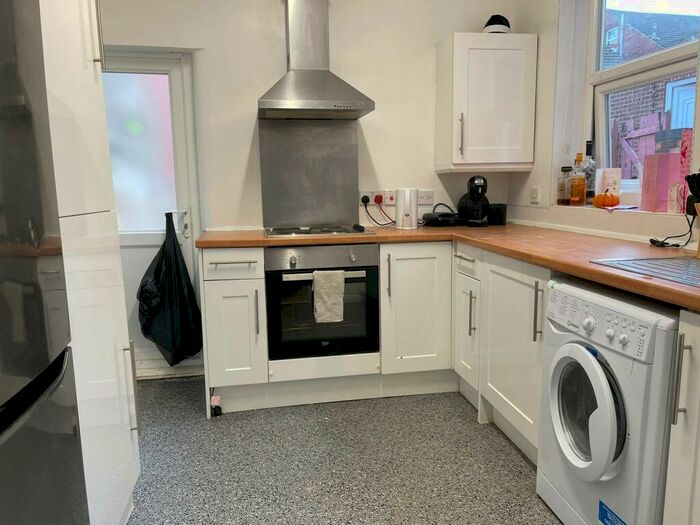 5 Bedroom Terraced House To Rent In £pppw Bed Arthur St, Arboretum, NG7