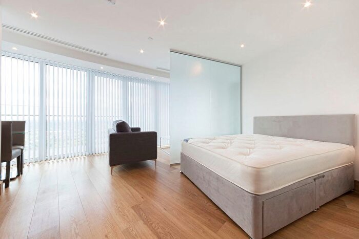 Studio To Rent In Crossharbour Plaza, Canary Wharf, E14