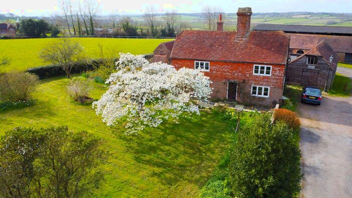 4 Bedroom Detached House For Sale In Top Road, Hooe, Battle, TN33