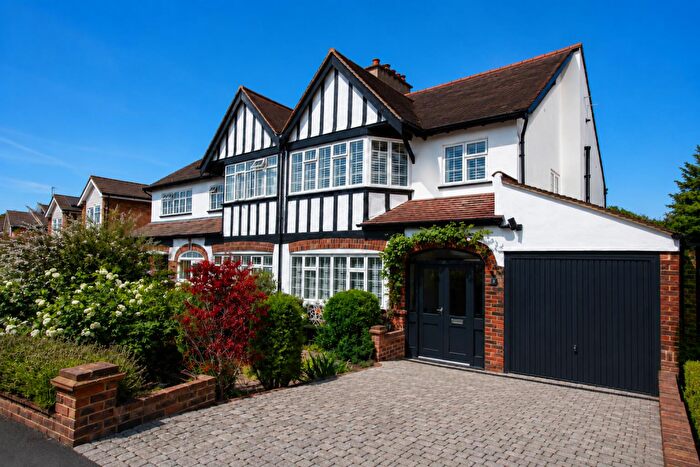 3 Bedroom Semi-Detached House For Sale In The Close, Carshalton Beeches, SM5