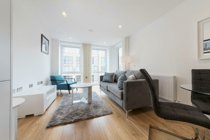 2 Bedroom Apartment To Rent In West Court, Grove Place, London, SE9
