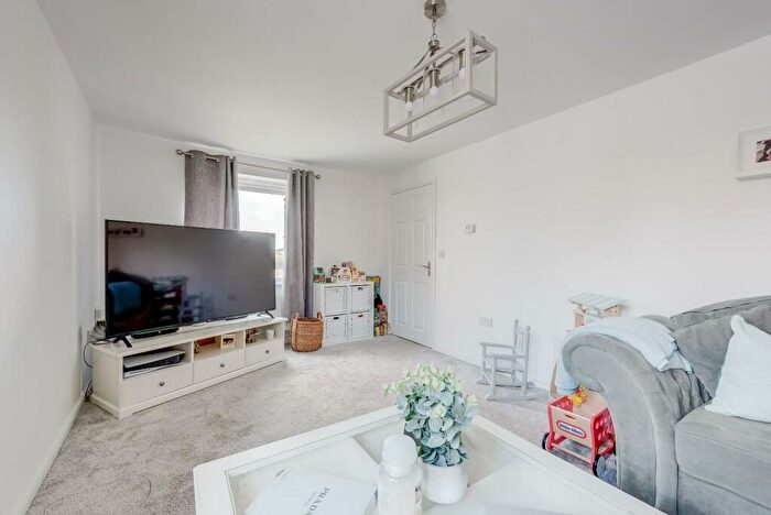 4 Bedroom Detached House For Sale In Thomas Hill Grove, Swinton, Rotherham, S64