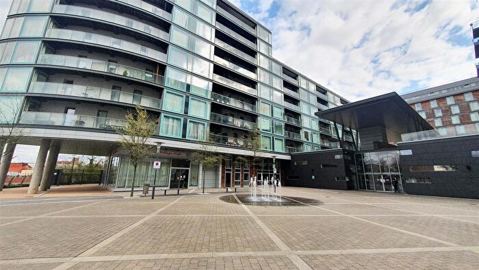 2 Bedroom Flat To Rent In Navigation Building, High Point Village, Hayes, UB3