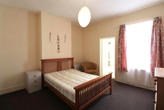 2 Bedroom Terraced House To Rent In Marroway Street, Birmingham, B16