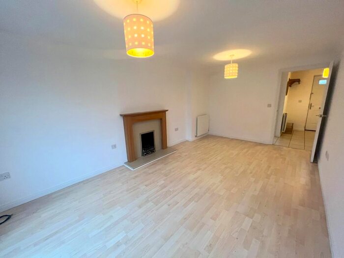 5 Bedroom Property To Rent In Greenways Court, Cawood Road, Wistow