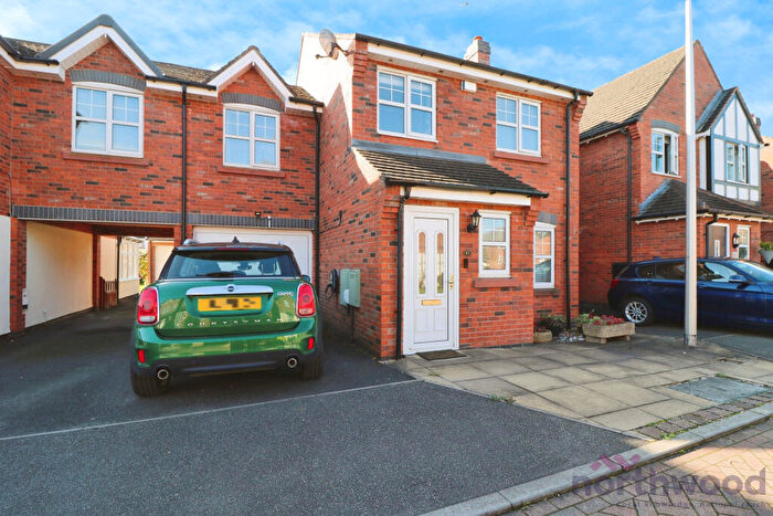 4 Bedroom Semi-Detached House To Rent In Sunnymill Drive, Sandbach, CW11