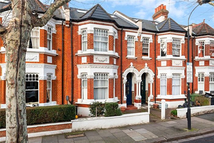 6 Bedroom Terraced House For Sale In Niton Street, London, SW6