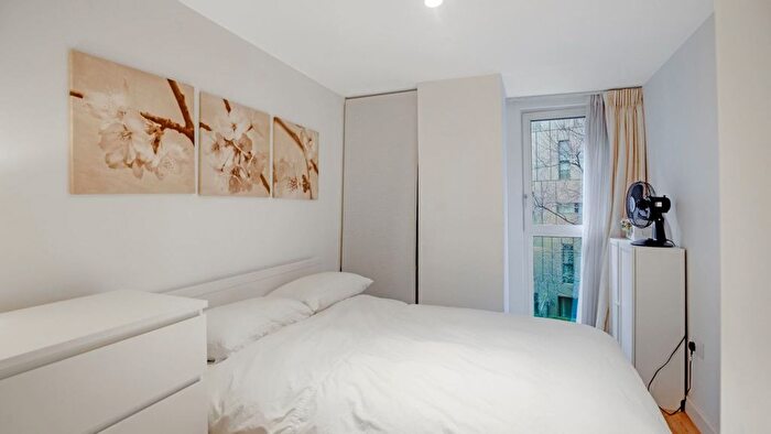 1 Bedroom Flat For Sale In Gatliff Road, London, SW1W