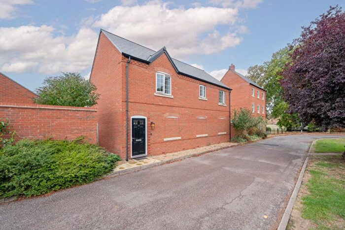 2 Bedroom Coach House For Sale In Gladwin Crescent, Brampton, Huntingdon, Cambridgeshire, PE28