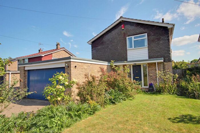 4 Bedroom Detached House For Sale In Westfield Garth, Walkington, HU17