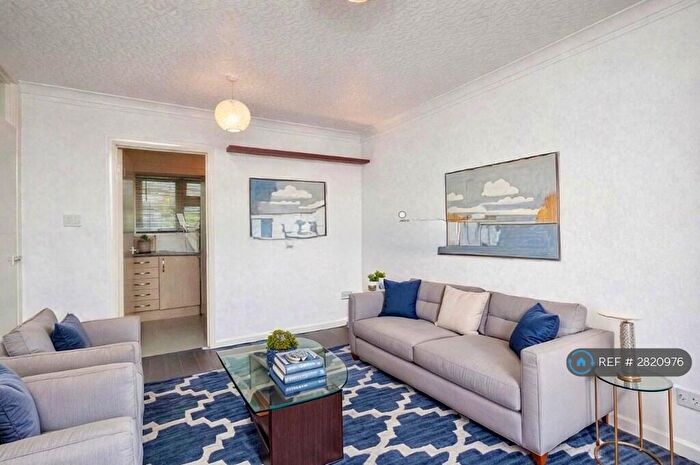 1 Bedroom Flat To Rent In Byron St, Cardiff, CF24