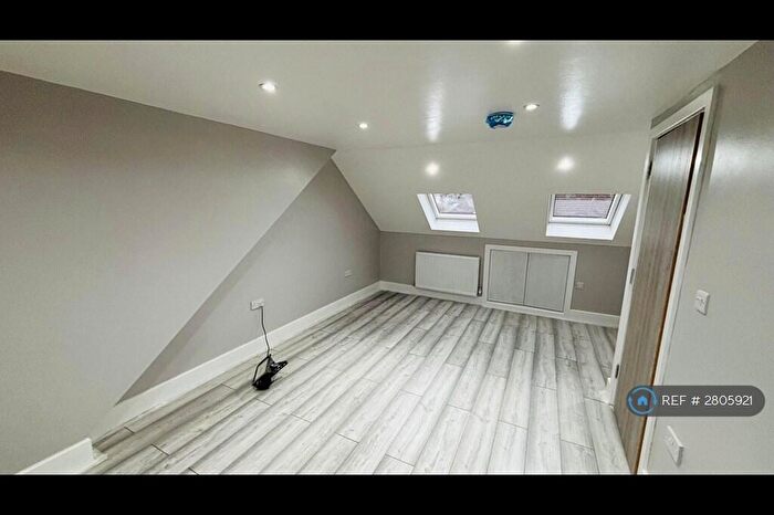 4 Bedroom Terraced House To Rent In Warren Road, London, NW2