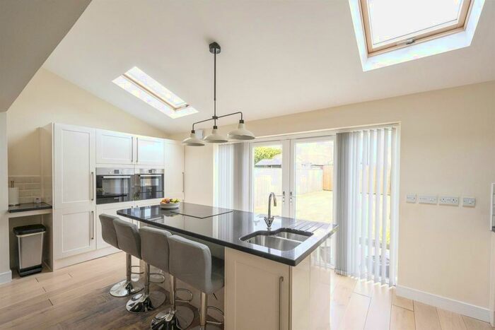 3 Bedroom House To Rent In Queen Street, Thorne, Doncaster, DN8