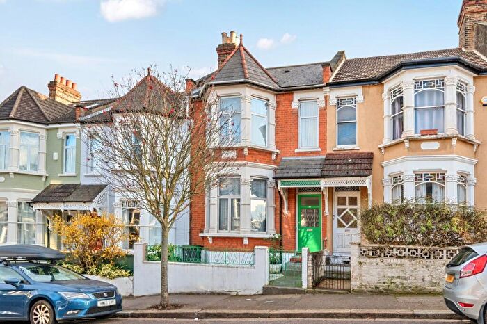 4 Bedroom Property For Sale In Allison Road, Harringay, London, N8