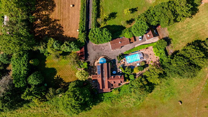 5 Bedroom Detached House For Sale In Engine Common, South Gloucestershire, BS37