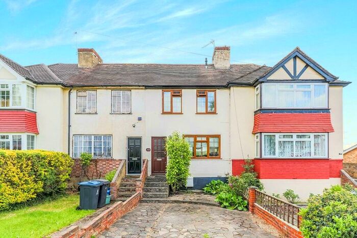 2 Bedroom House To Rent In Gilders Road, Chessington, KT9