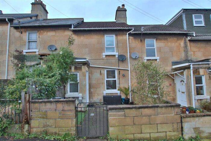 2 Bedroom House To Rent In Hampton View, Bath, BA1
