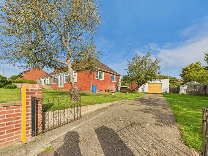 3 Bedroom Semi-Detached Bungalow For Sale In Sandy Lane, Cromer, NR27