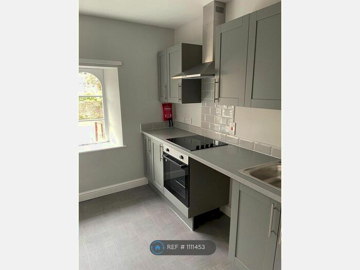 1 Bedroom Flat To Rent In The Gatehouse, Frome, BA11