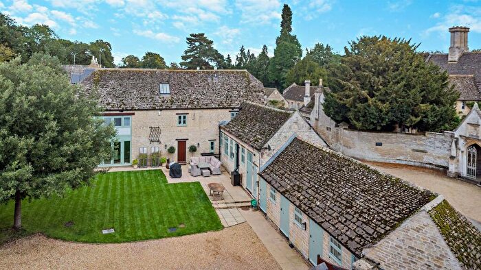 5 Bedroom Barn Conversion For Sale In Tansor, Tansor, Peterborough, PE8