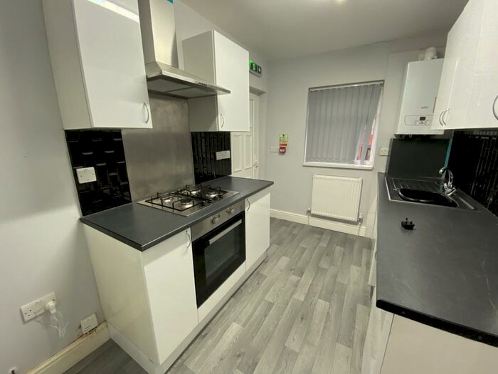 2 Bedroom Apartment To Rent In Grange Mount, Prenton, CH43