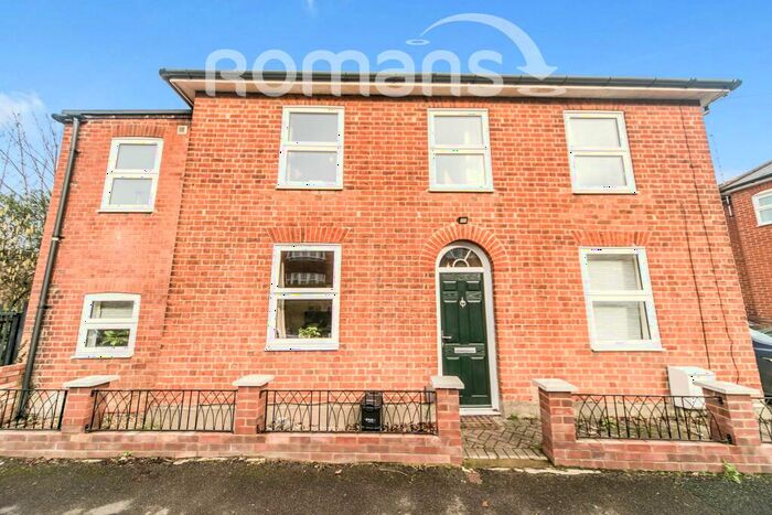 4 Bedroom Detached House To Rent In Argyle Road, Reading, RG1