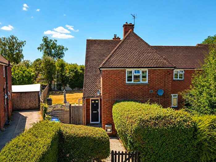 2 Bedroom Maisonette For Sale In Gryms Dyke, Prestwood, Great Missenden, Buckinghamshire, HP16