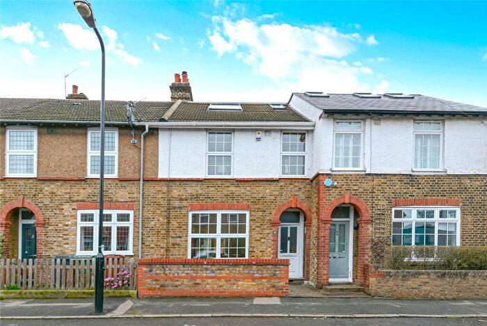 4 Bedroom Terraced House For Sale In Rushbrook Crescent, Walthamstow, London, E17