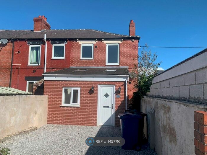 2 Bedroom End Of Terrace House To Rent In Co-Operative Cottages, Brierley, Barnsley, S72