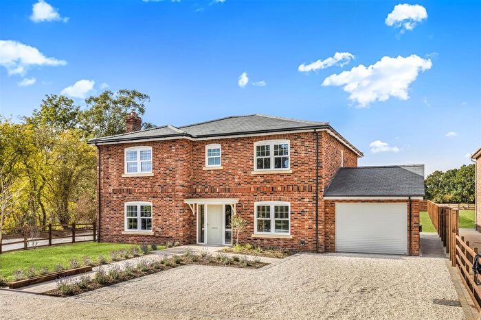 5 Bedroom Detached House For Sale In Mill Lane, Rayne, Essex, CM77