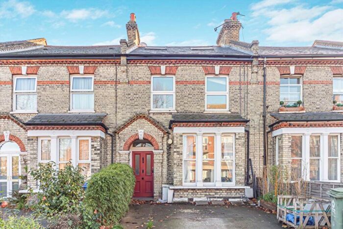 1 Bedroom Flat To Rent In Nunhead Lane, London, SE15