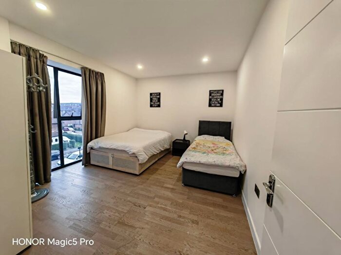 1 Bedroom Flat To Rent In Butchers Road, Supreme Point, E16