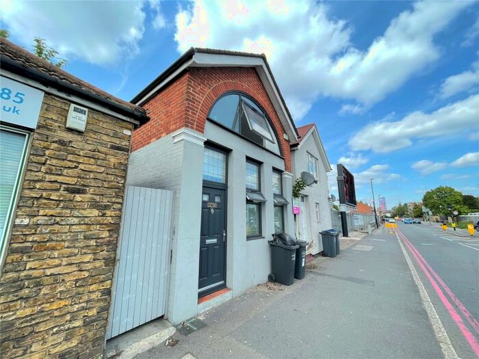 2 Bedroom Detached House To Rent In Epsom Road, Croydon, Surrey, CR0