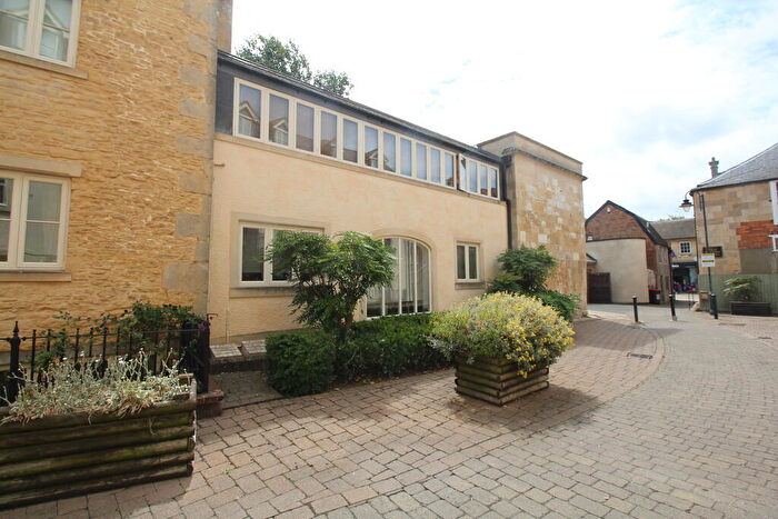 1 Bedroom Apartment To Rent In Chapel Mews, Chippenham, SN15