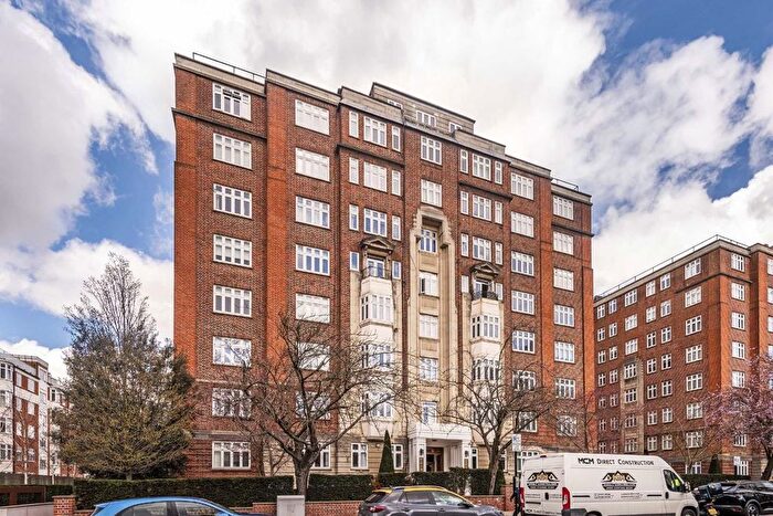 3 Bedroom Flat For Sale In Hall Road, St Johns Wood, NW8