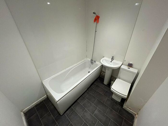 1 Bedroom Flat To Rent In Whitsed Street, Eastfield, Peterborough, PE1