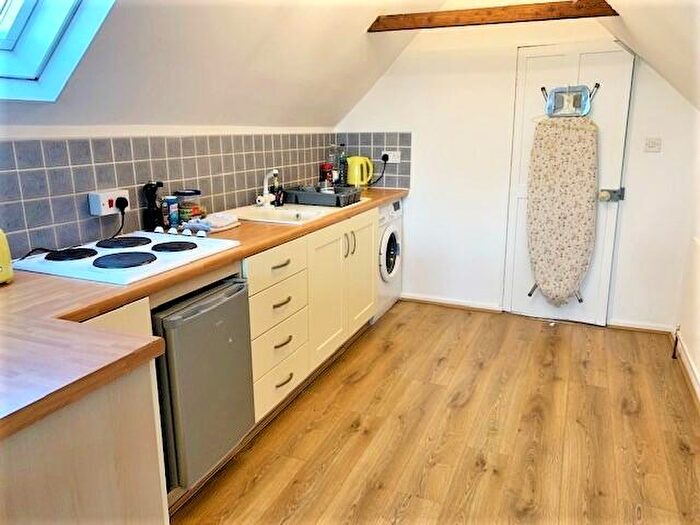 1 Bedroom Maisonette To Rent In Chester Road, Hartford, CW8