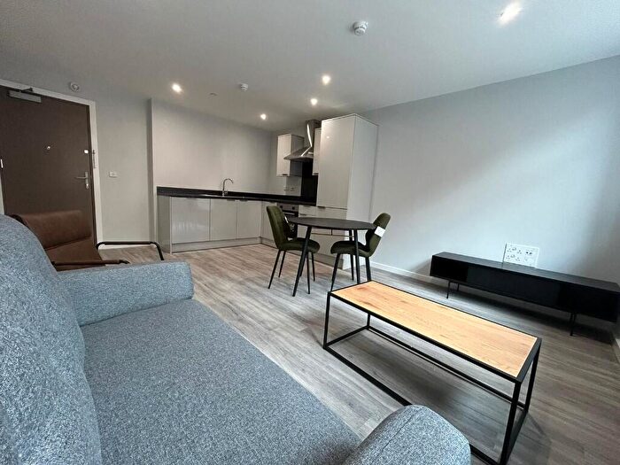 1 Bedroom Apartment To Rent In Derby Square, Liverpool, Merseyside, L2