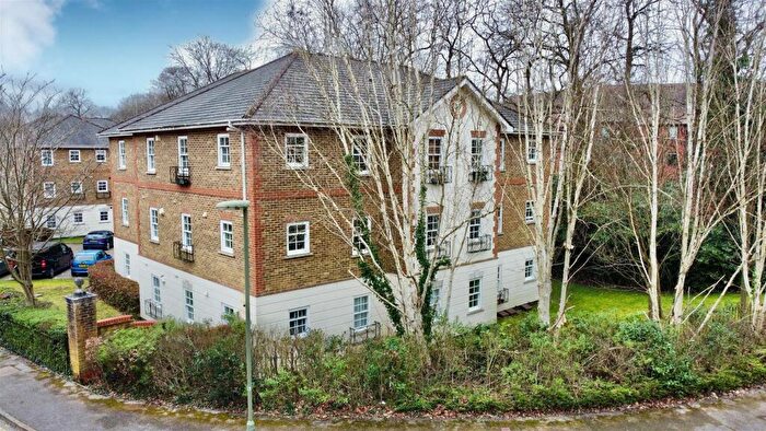 2 Bedroom Flat For Sale In Townside Place, Camberley, GU15