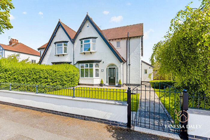 3 Bedroom Semi Detached House For Sale In Abingdon Drive, Preston, PR2