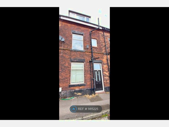 3 Bedroom Terraced House To Rent In Higher Dean Street, Radcliffe, Manchester, M26