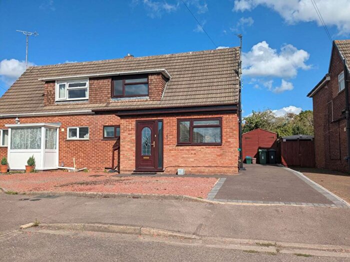 2 Bedroom Semi Detached House To Rent In Redland Close, Longlevens, GL2