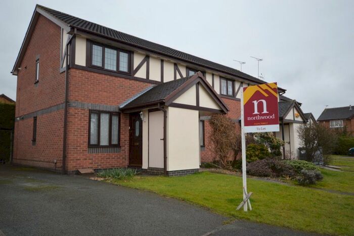 2 Bedroom Flat To Rent In Kestrel Drive, Coppenhall, Crewe, CW1